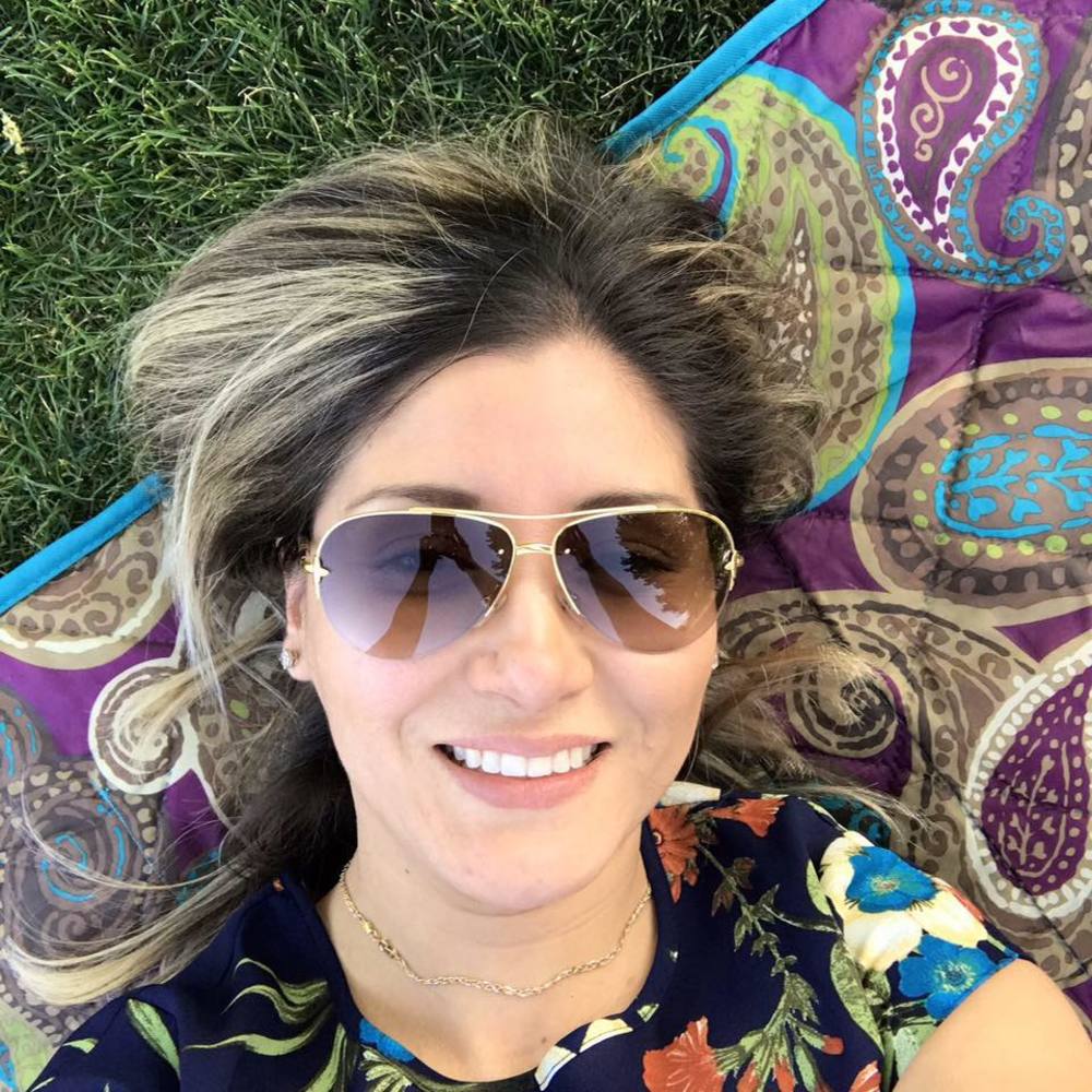 Meet your Posher, Reyna